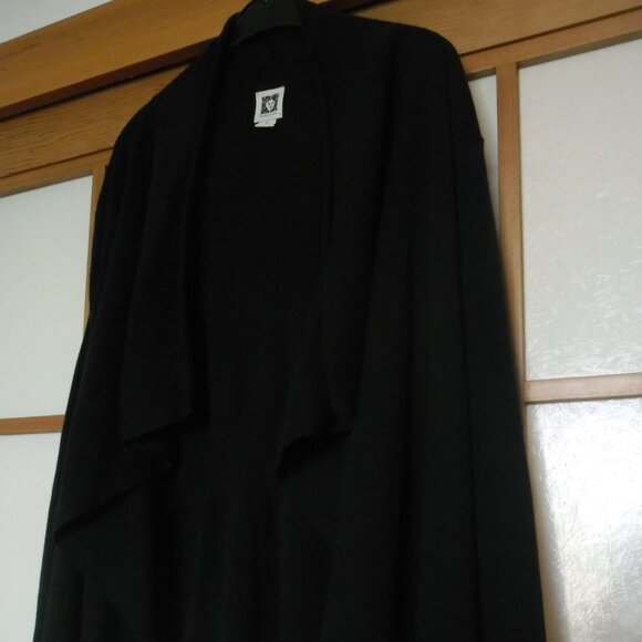 Black cardi-wrap. 100% cotton. Medium fit. Perfect for fall. - Picture 1 of 5